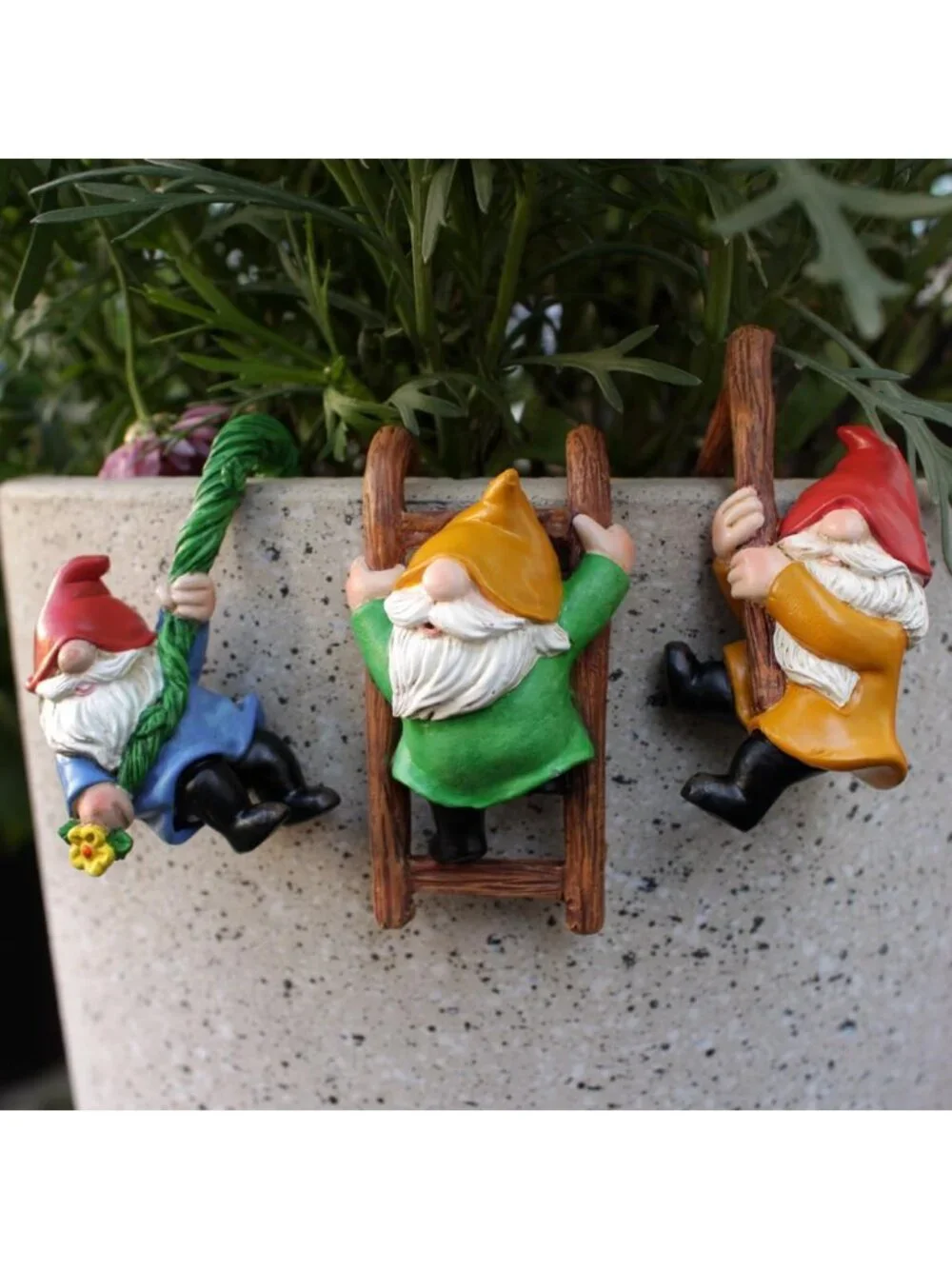 3PCS Cute Garden Gnome Figurines - Resin Plant Pot Huggers, Outdoor Decor